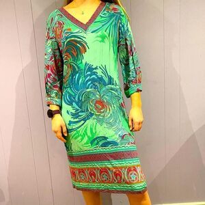Green 3/4 sleeve dress. Made in Italy